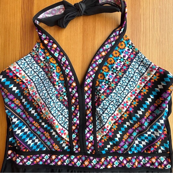 Aqua Green XL black geometric print tie neck one piece halter swimsuit - Picture 3 of 12